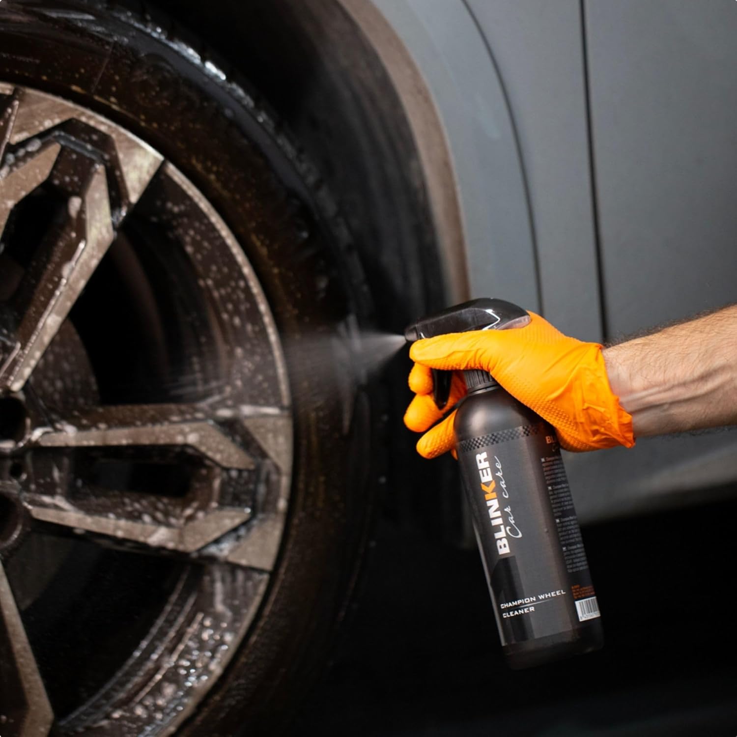 Blinker - Car Cleaning Kit Pro - 10Pcs - Care products for interior and exterior vehicle cleaning and cleaning - Includes rim cleaner, shampoo, interior polish, tire renewer - Image 6