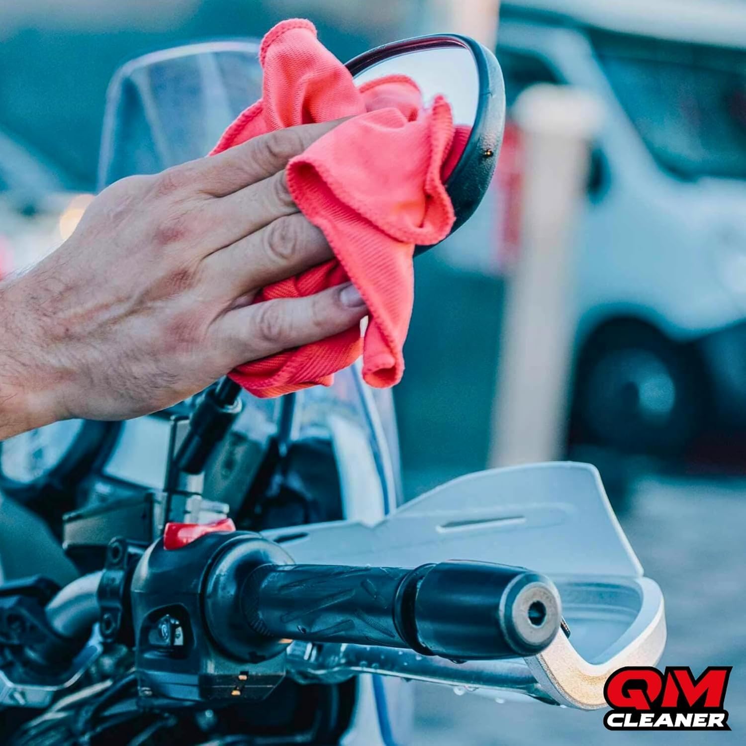 QM Cleaner Cleaning and Maintenance Kit for Motorcycle and Helmet | Multi-Surface Dry Cleaner and Insect Remover for Helmet Includes Total Bike (500 ml), Helmet Cleaner (200 ml) + 2 Cloths - Image 6