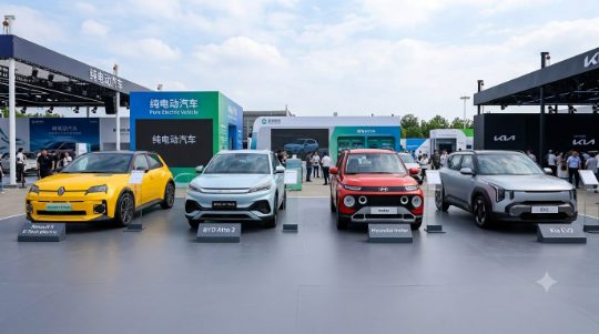 Kia EV2 vs Hyundai Inster vs BYD Atto 2 vs Renault 5: ¿qué eléctrico urbano comprar?